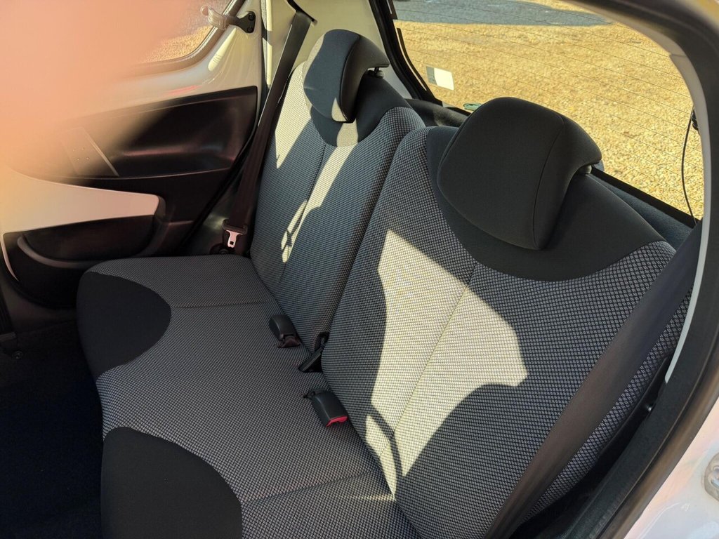 Used Toyota AYGO 2014 for sale - 76655047: Photo 19