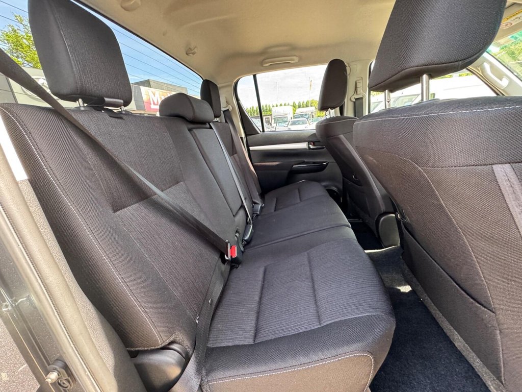 Used Toyota Hilux 2022 for sale - 76285268: Photo 32