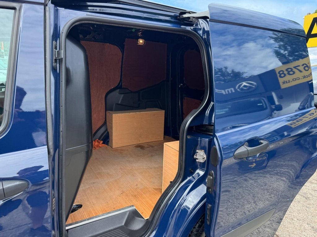Used Ford Transit Courier 2022 for sale - 76285269: Photo 38