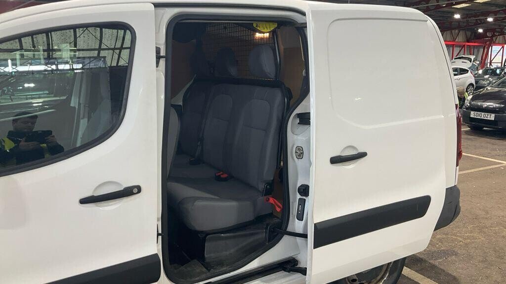 Used Peugeot Partner 2016 for sale - 76470244: Photo 15