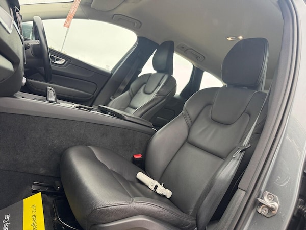 Used Volvo XC60 2020 for sale - 76285315: Photo 45