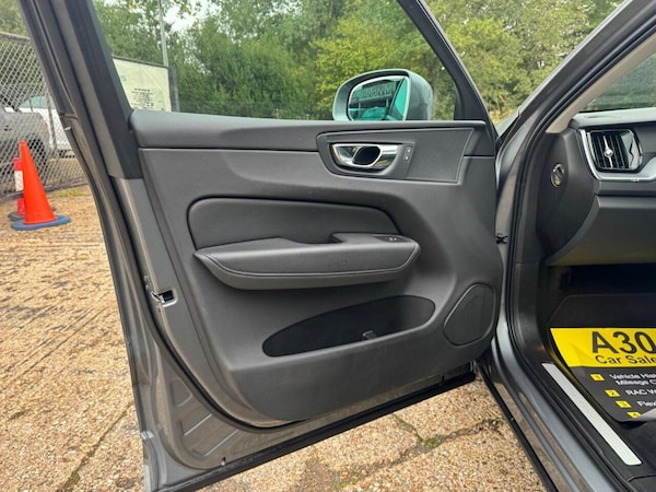 Used Volvo XC60 2020 for sale - 76285315: Photo 47