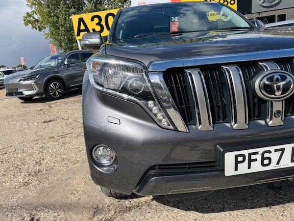 Used Toyota Landcruiser 2017 for sale - 76285305: Photo 31