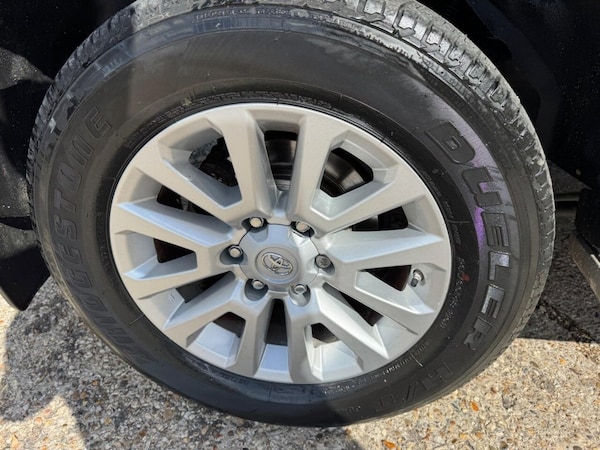 Used Toyota Landcruiser 2017 for sale - 76285305: Photo 34