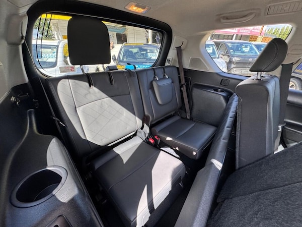 Used Toyota Landcruiser 2017 for sale - 76285305: Photo 38