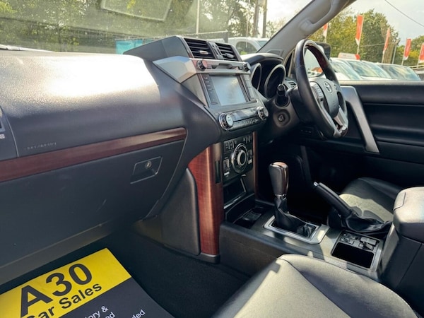 Used Toyota Landcruiser 2017 for sale - 76285305: Photo 48