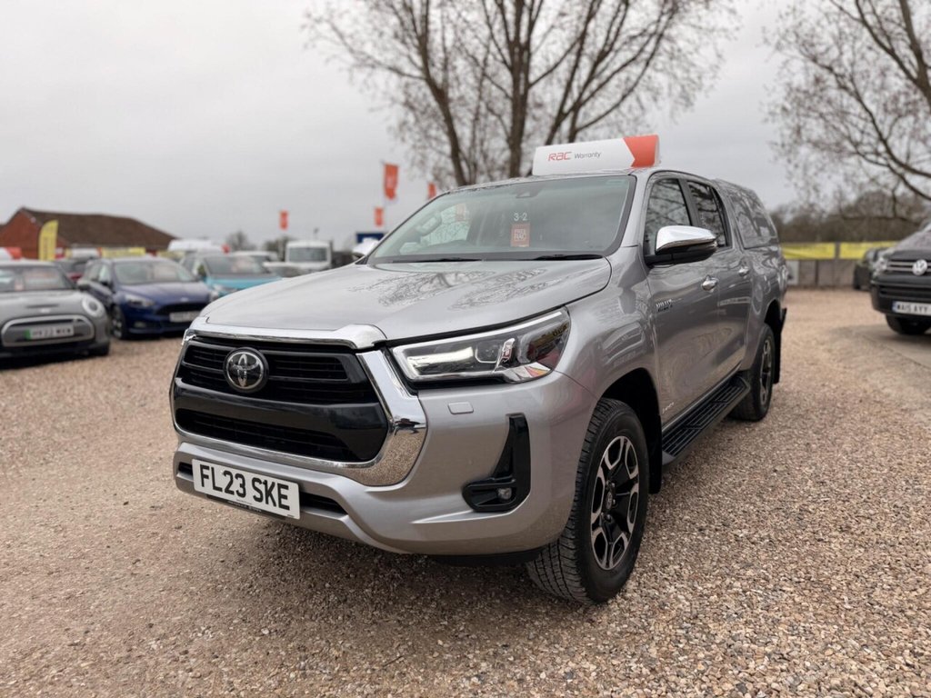 Used Toyota Hilux 2023 for sale - 77850445: Photo 11