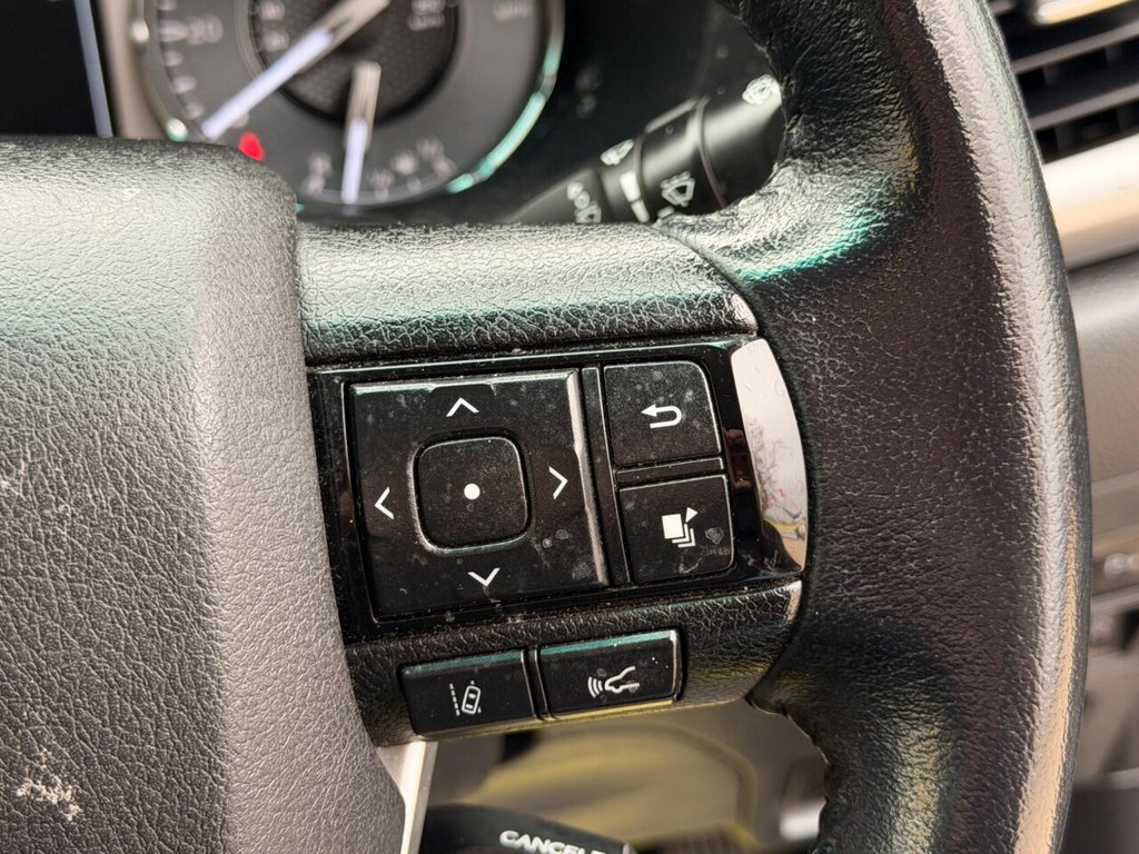 Used Toyota Hilux 2023 for sale - 77850445: Photo 27