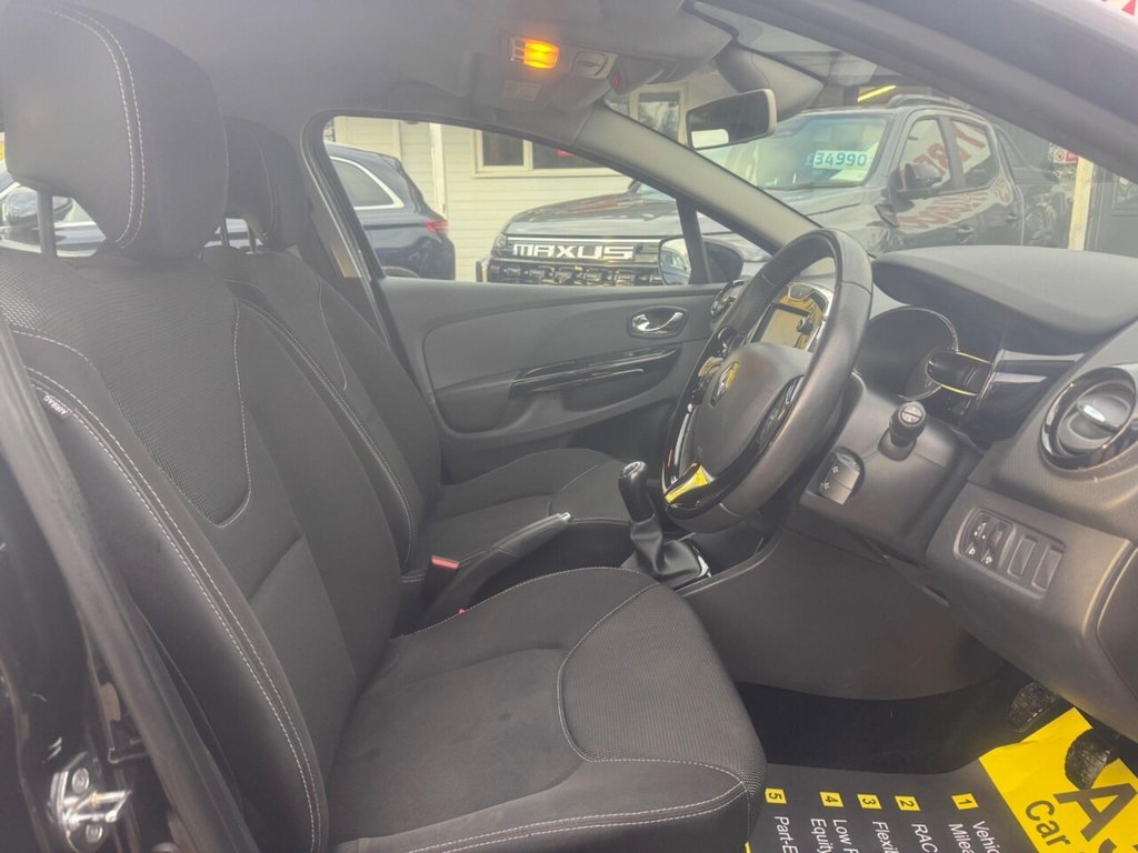 Used Renault Clio 2015 for sale - 76617567: Photo 27