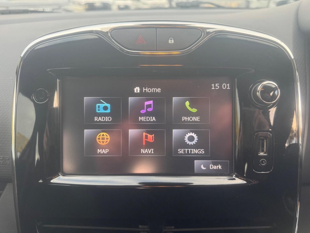 Used Renault Clio 2015 for sale - 76617567: Photo 36