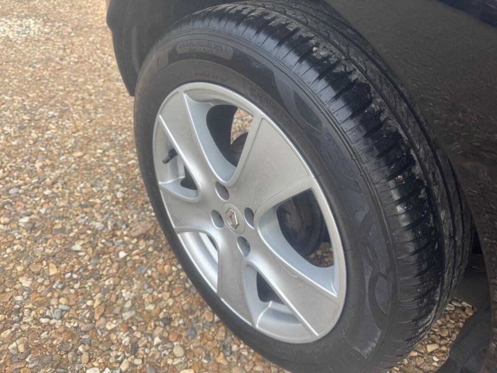 Used Renault Clio 2015 for sale - 76617567: Photo 7