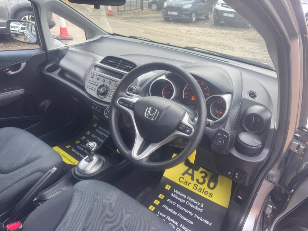 Used Honda Jazz 2009 for sale - 76496650: Photo 20