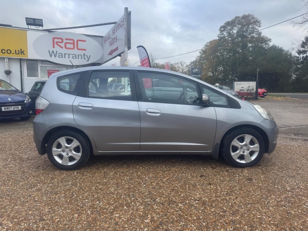 Used Honda Jazz 2009 for sale - 76496650: Photo 6