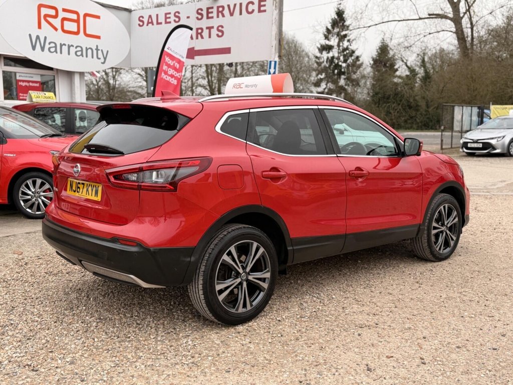 Used Nissan Qashqai 2017 for sale - 77780734: Photo 10