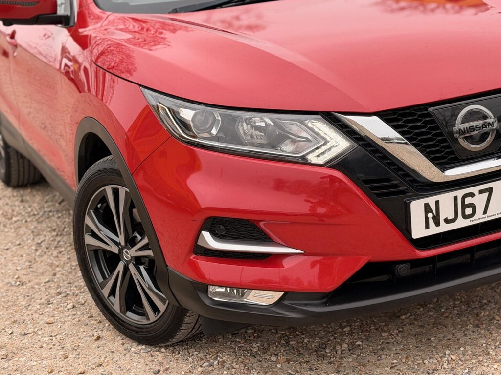 Used Nissan Qashqai 2017 for sale - 77780734: Photo 9