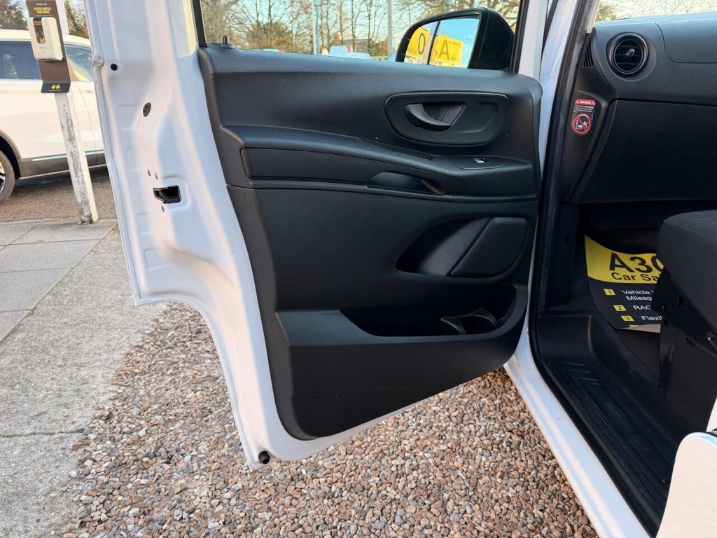 Used Mercedes-Benz Vito 2017 for sale - 77110870: Photo 20