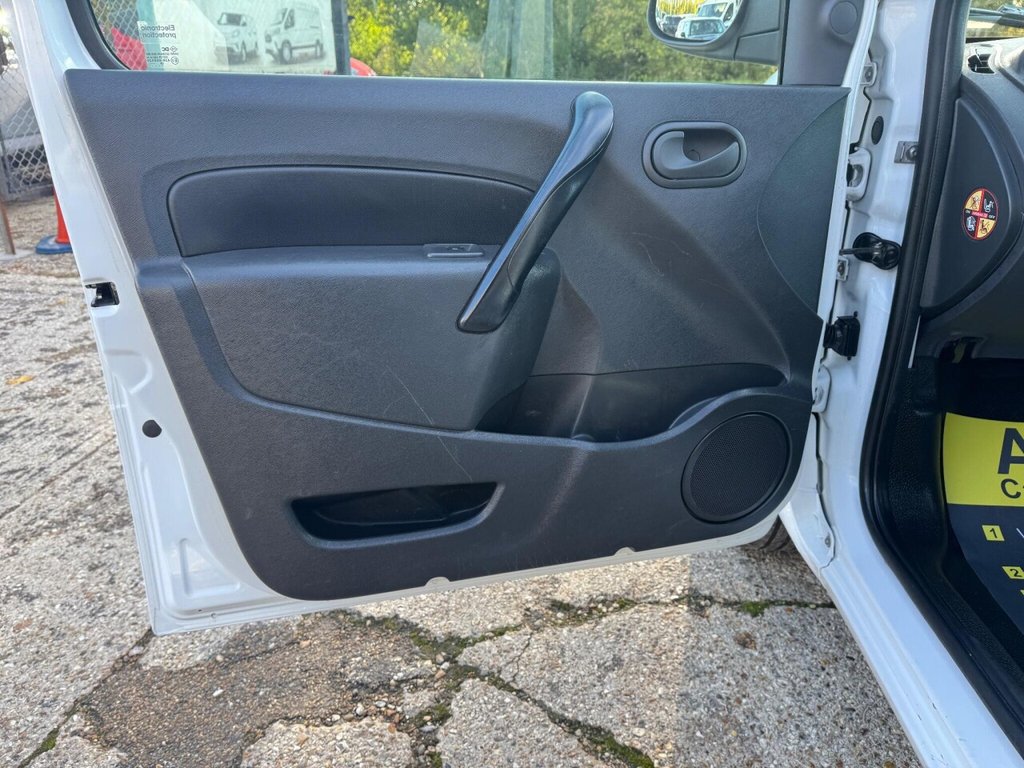 Used Renault Kangoo 2020 for sale - 76345681: Photo 47