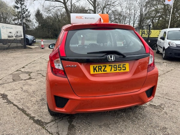 Used Honda Jazz 2016 for sale - 76304248: Photo 15