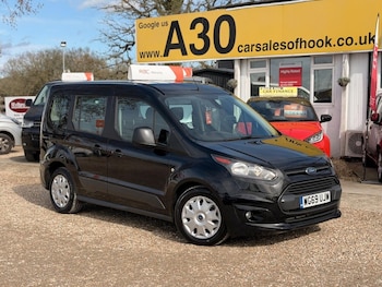 Used Ford Tourneo Connect 2019 for sale - 77821125: Photo