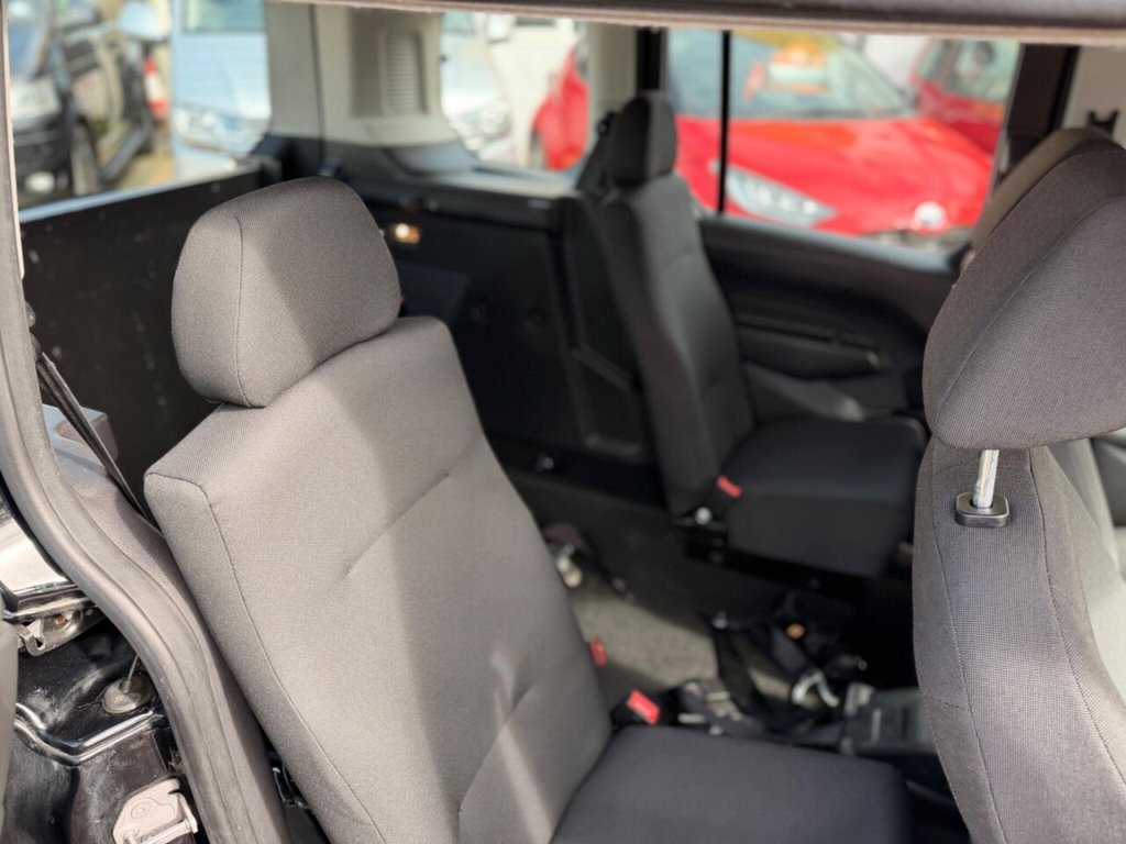 Used Ford Tourneo Connect 2019 for sale - 77821125: Photo 32
