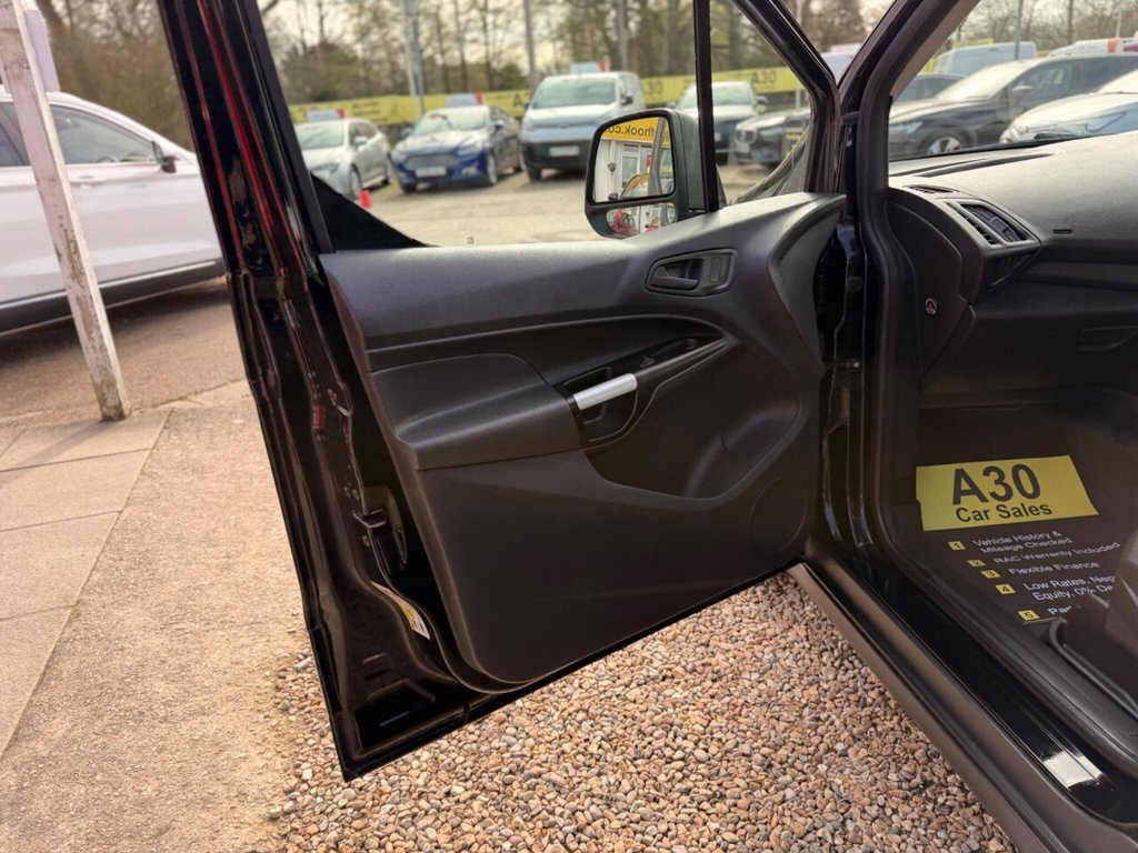 Used Ford Tourneo Connect 2019 for sale - 77821125: Photo 44