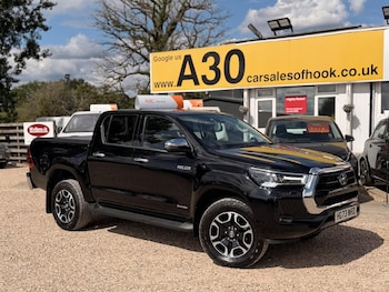 Used Toyota Hilux 2024 for sale - 79072562: Photo