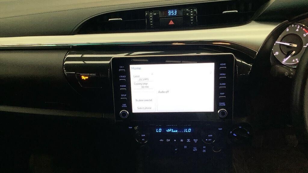 Used Toyota Hilux 2022 for sale - 76454556: Photo 9