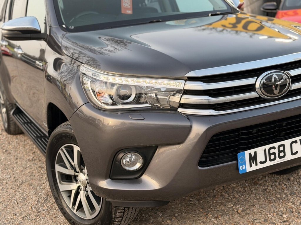 Used Toyota Hilux 2018 for sale - 77765332: Photo 10