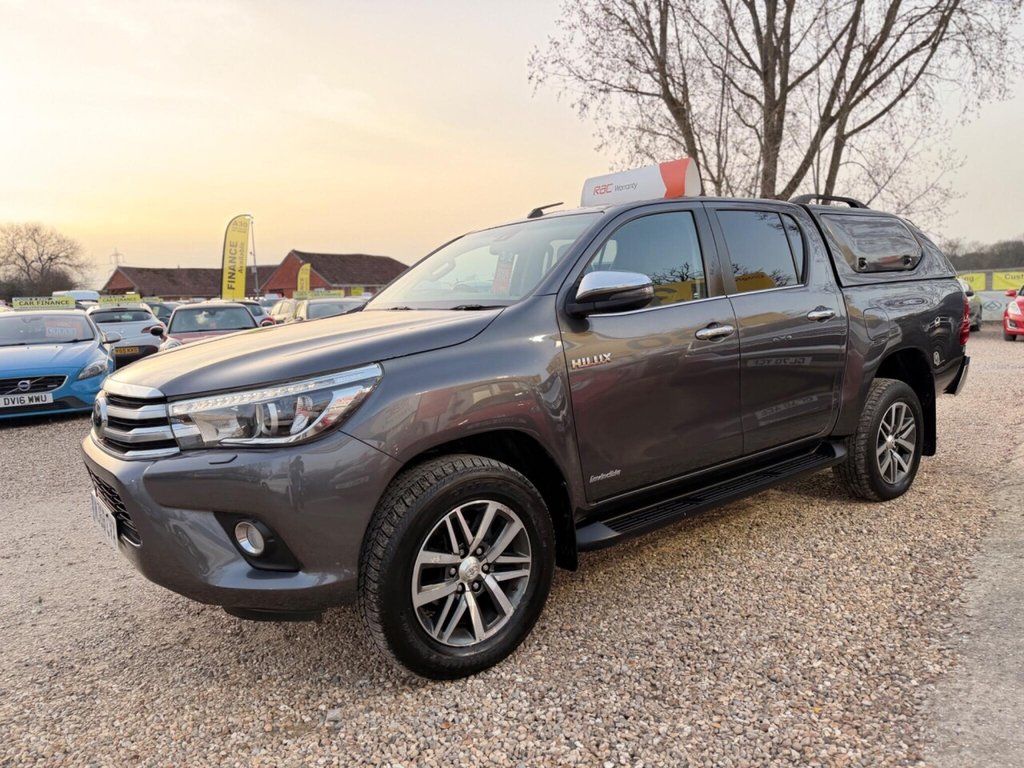 Used Toyota Hilux 2018 for sale - 77765332: Photo 18