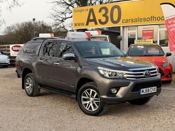 Used Toyota Hilux 2018 for sale - 77765332: Photo