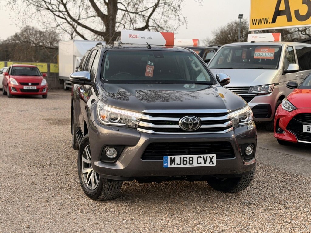 Used Toyota Hilux 2018 for sale - 77765332: Photo 8
