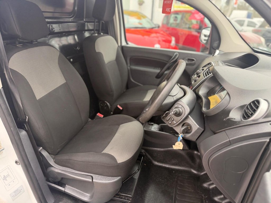 Used Renault Kangoo 2019 for sale - 77525925: Photo 25