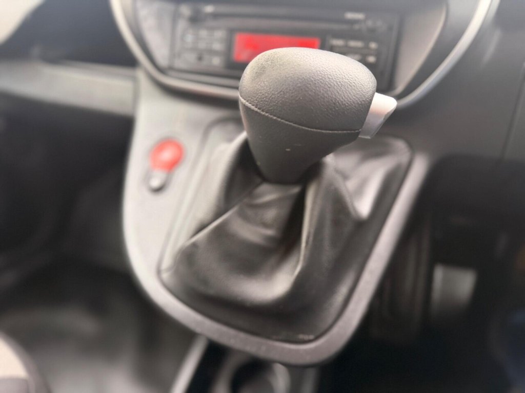 Used Renault Kangoo 2019 for sale - 77525925: Photo 47