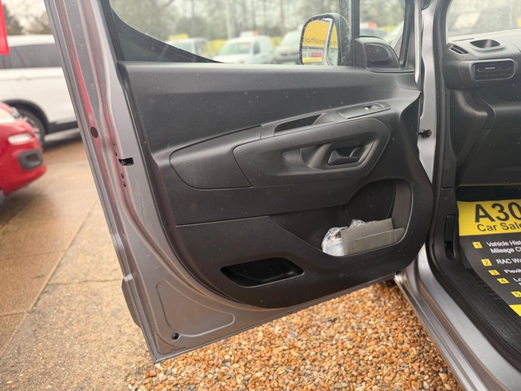 Used Vauxhall Combo 2023 for sale - 77319590: Photo 40