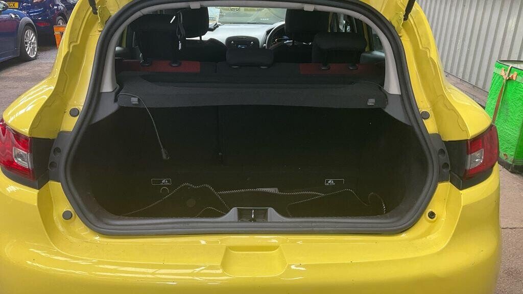 Used Renault Clio 2014 for sale - 77302407: Photo 17