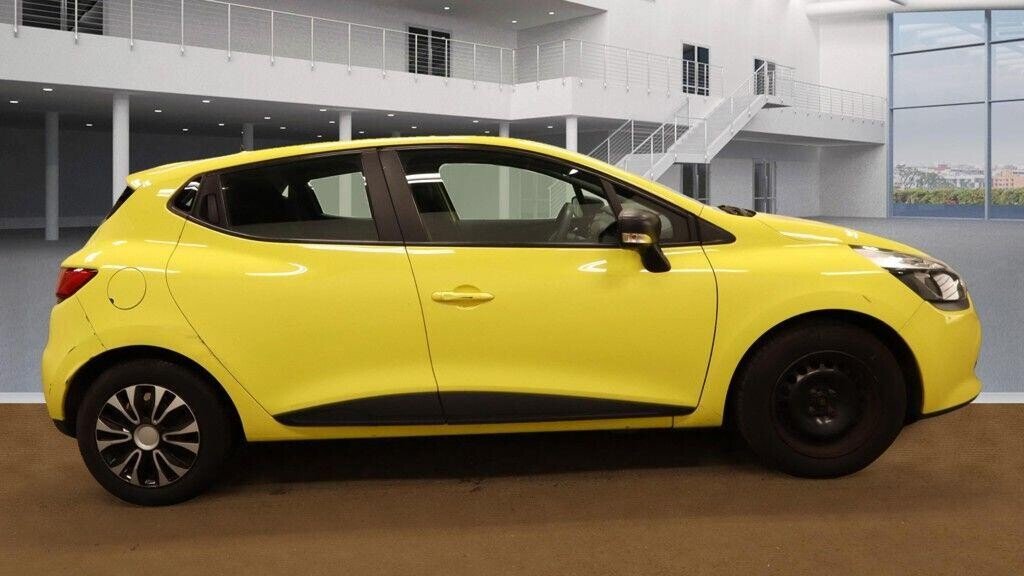 Used Renault Clio 2014 for sale - 77302407: Photo 5