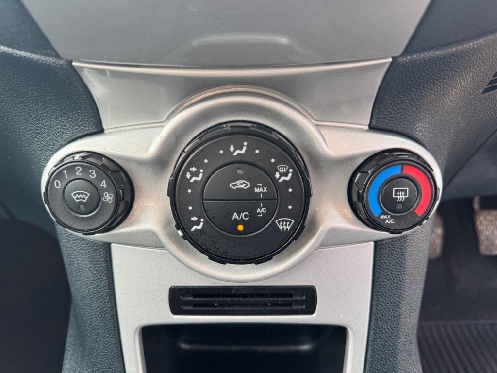 Used Ford Fiesta 2012 for sale - 77534411: Photo 28