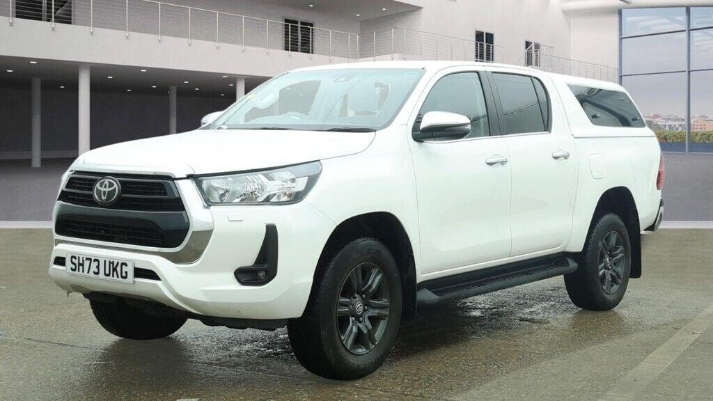 Used Toyota Hilux 2024 for sale - 78030609: Photo 9
