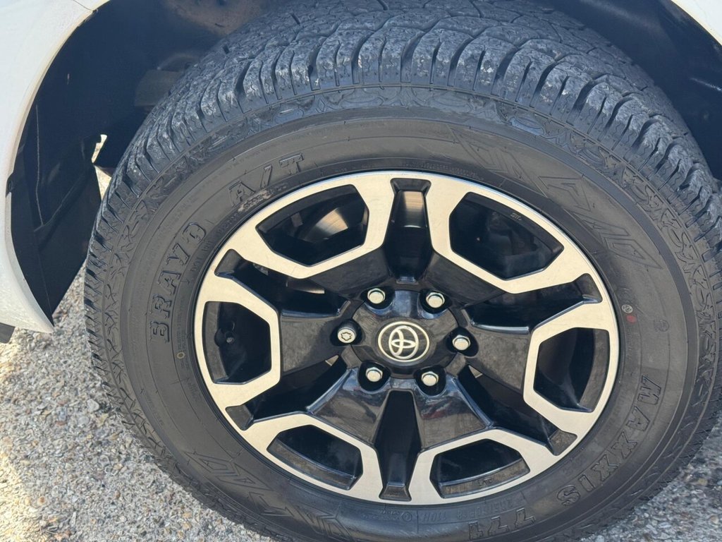 Used Toyota Hilux 2022 for sale - 76285278: Photo 32