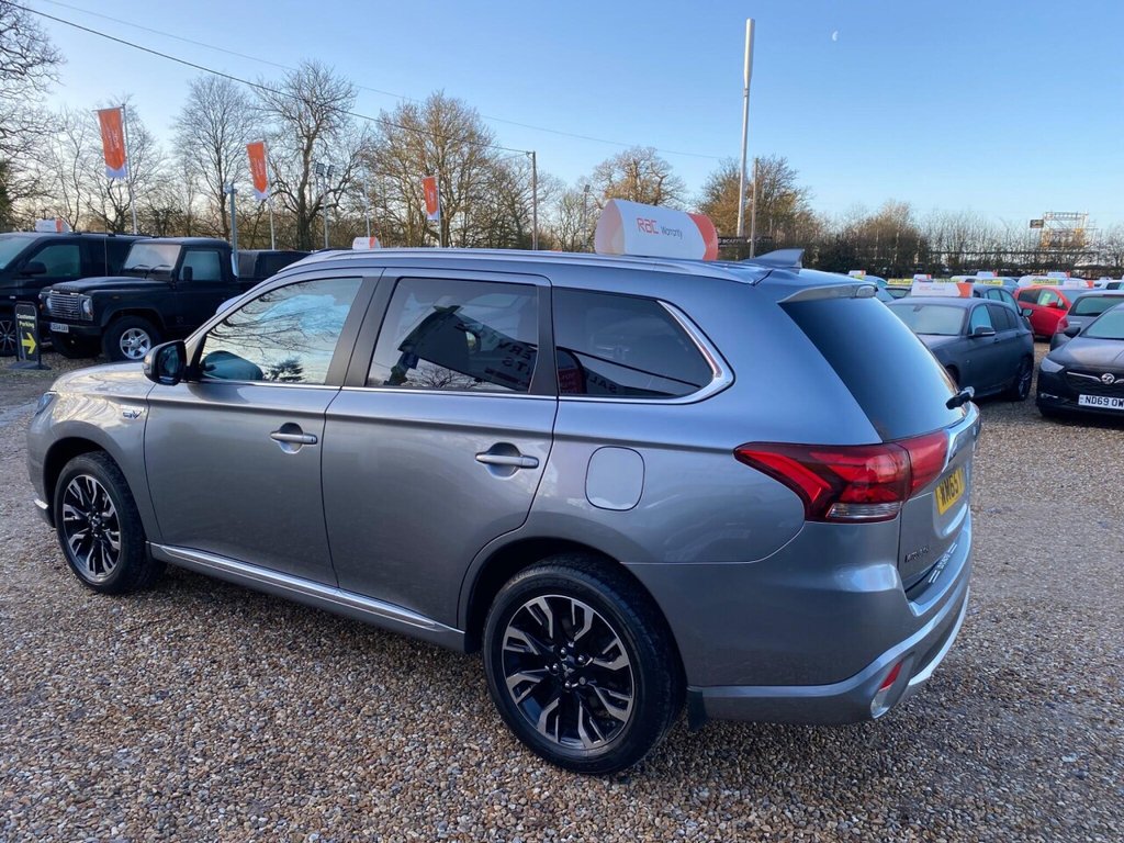 Used Mitsubishi Outlander 2016 for sale - 77161804: Photo 10