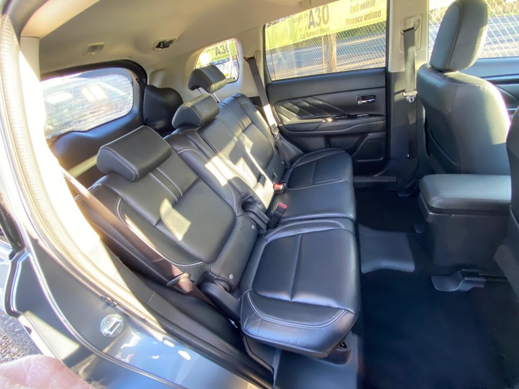 Used Mitsubishi Outlander 2016 for sale - 77161804: Photo 18