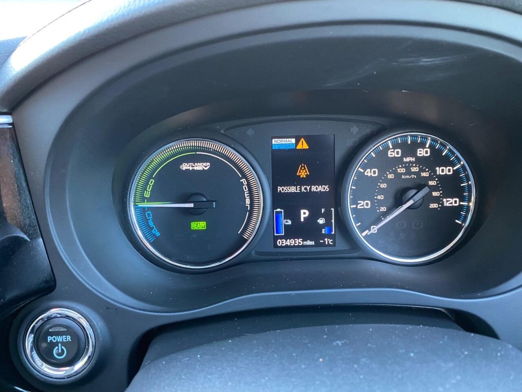 Used Mitsubishi Outlander 2016 for sale - 77161804: Photo 28