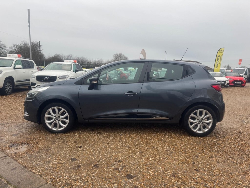 Used Renault Clio 2017 for sale - 77249850: Photo 12