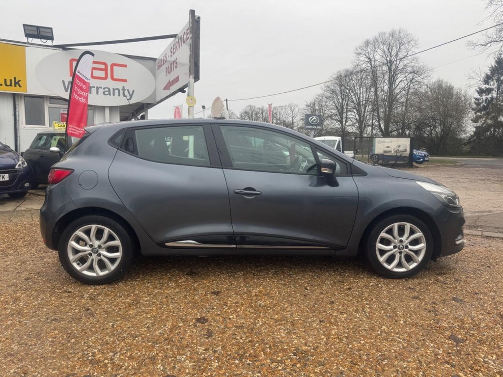 Used Renault Clio 2017 for sale - 77249850: Photo 6