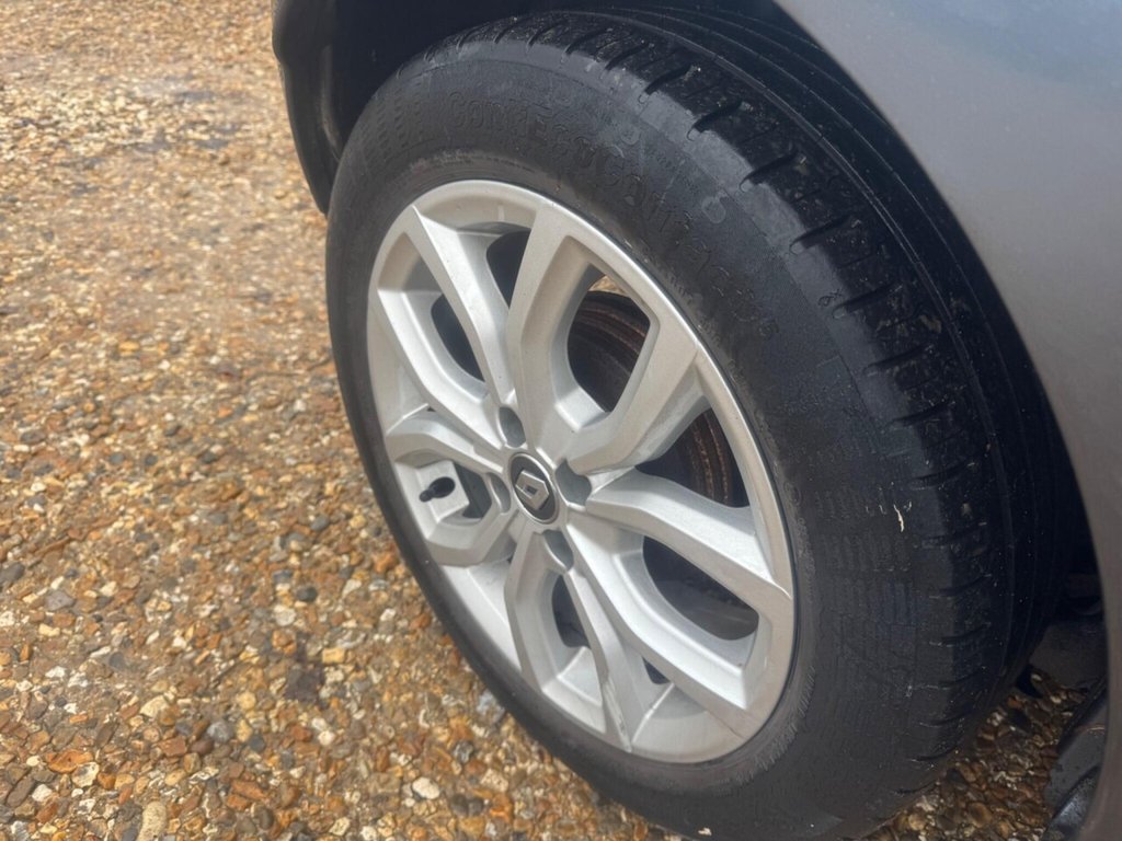 Used Renault Clio 2017 for sale - 77249850: Photo 8