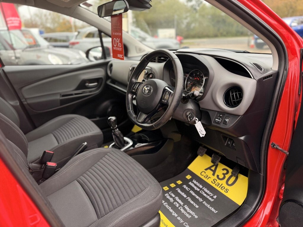 Used Toyota Yaris 2016 for sale - 76724899: Photo 25