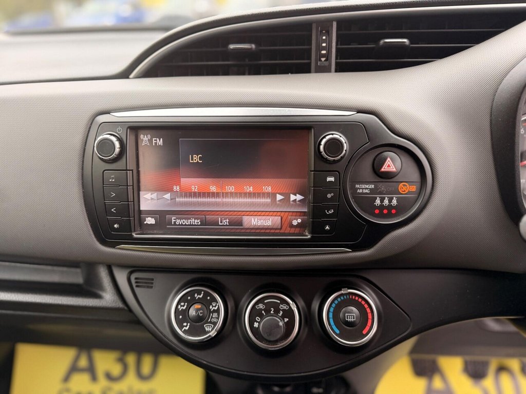 Used Toyota Yaris 2016 for sale - 76724899: Photo 38