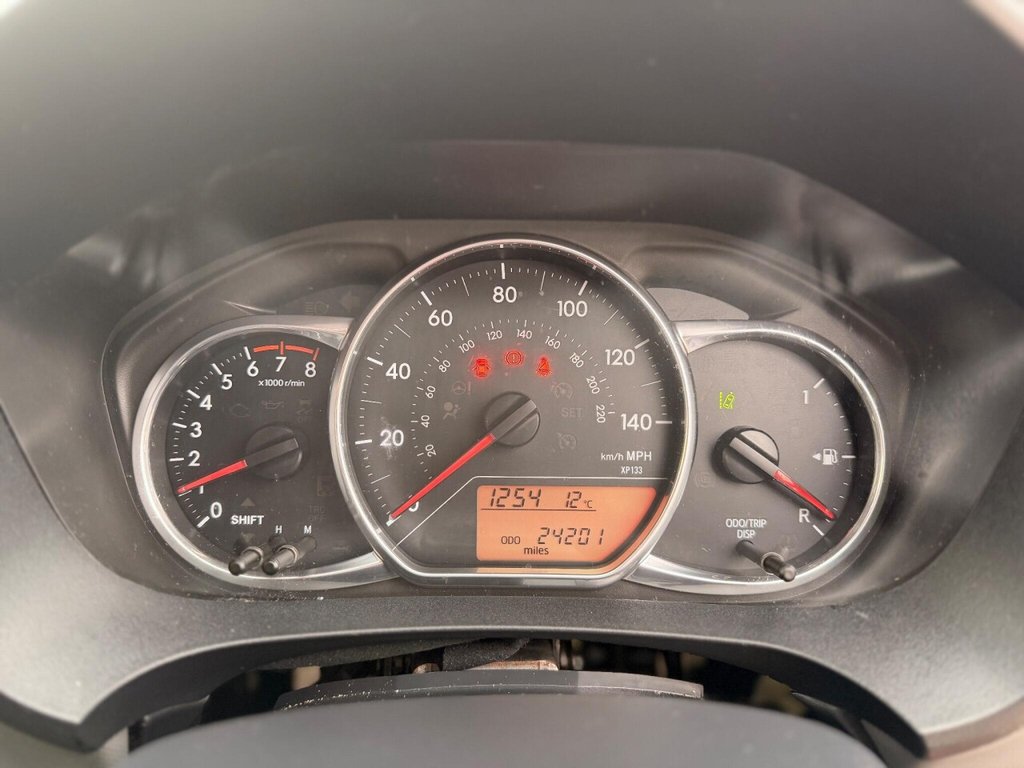 Used Toyota Yaris 2016 for sale - 76724899: Photo 39