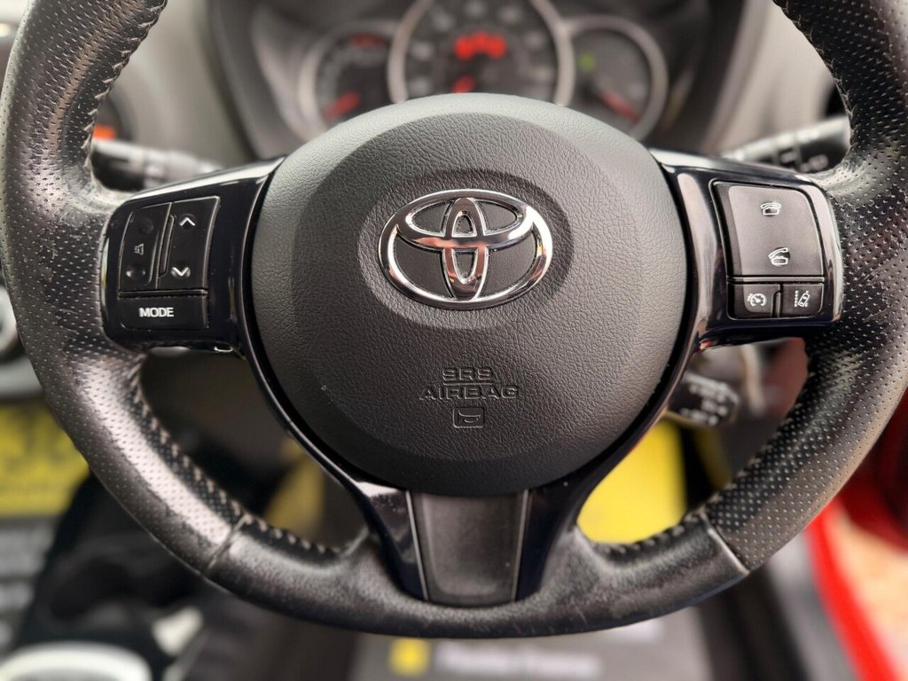 Used Toyota Yaris 2016 for sale - 76724899: Photo 44