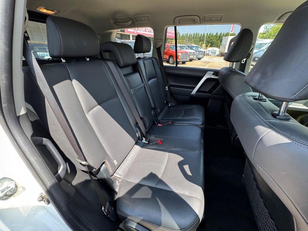 Used Toyota Land Cruiser 2018 for sale - 76285264: Photo 32